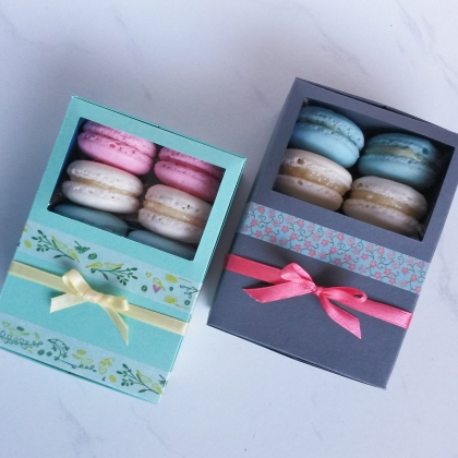 Mixed macarons in gift boxes for women's day / mešani makroni v darilnih škatlah za materinski dan
